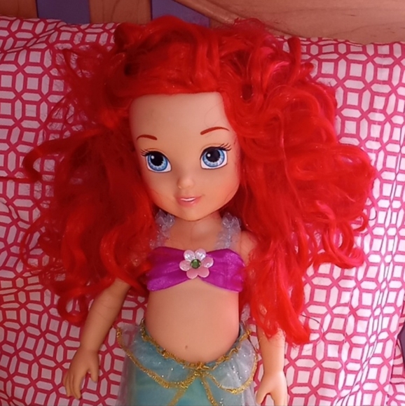 Disney Princess Dolls Bundle of 3 The Little Mermaid, Belle and Elsa - Picture 7 of 9